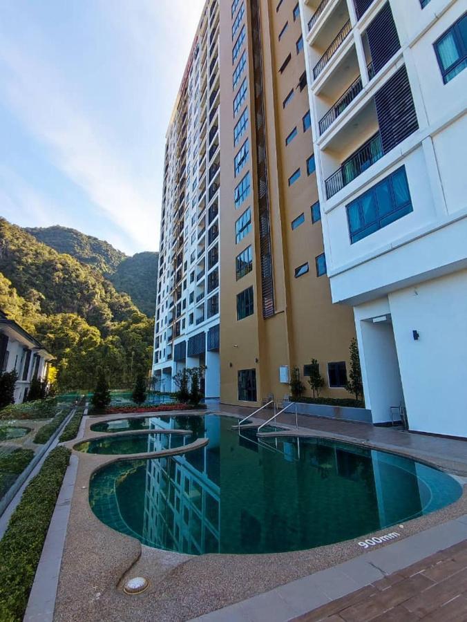 Hotspring 2 Premium 1510 Sunway Onsen Theme Park View, 5pax Apartment