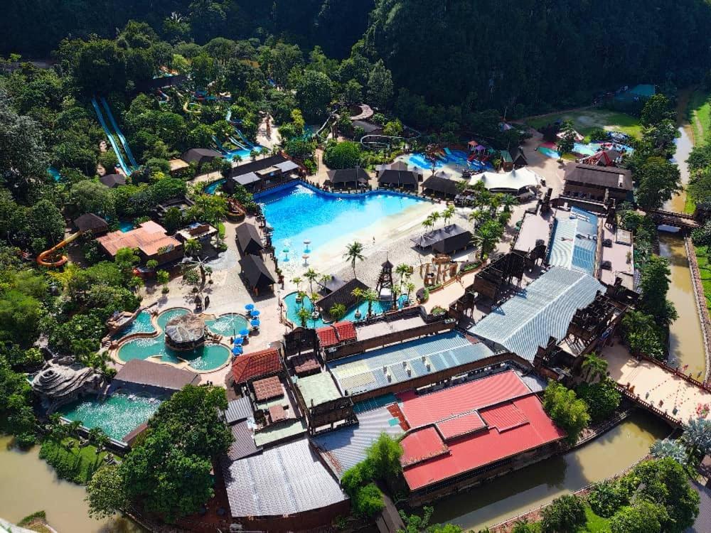 Apartment Hotspring 2 Premium 1510 Sunway Onsen Theme Park View, 5pax *