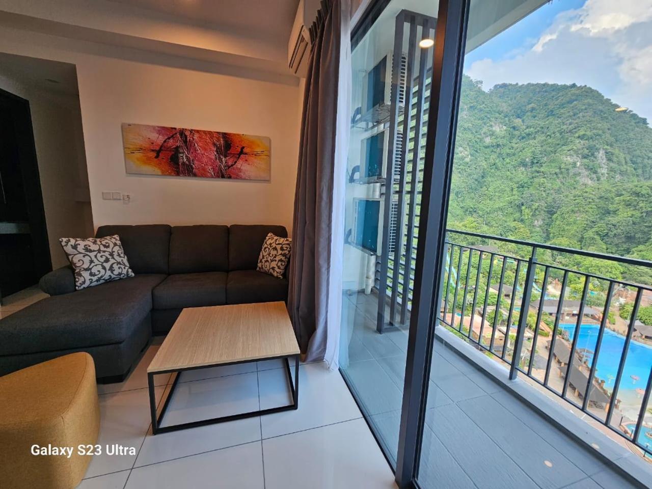 Apartment Hotspring 2 Premium 1510 Sunway Onsen Theme Park View, 5pax